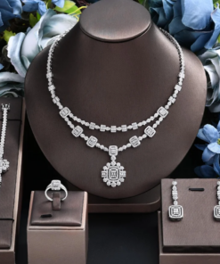 2023 New Arrival 3A Zirconia Flower Pendant Bridal Full 4 Pieces Set for Bride Wedding Jewelry Set Fashion Party Accessories