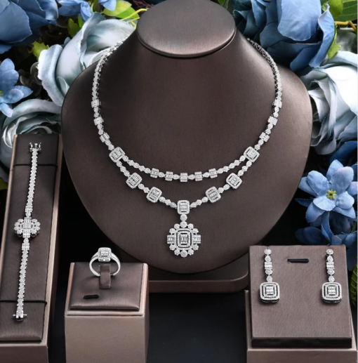2023 New Arrival 3A Zirconia Flower Pendant Bridal Full 4 Pieces Set for Bride Wedding Jewelry Set Fashion Party Accessories