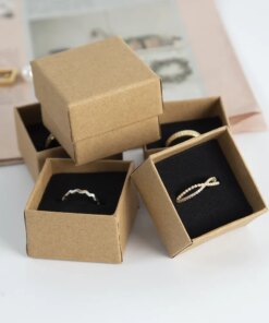 100pcs Rings Jewelry Box 4*4*3cm Kraft Gift Cardboard Boxes for Ring Necklace Earring Women Jewelry Packaging with Sponge Inside