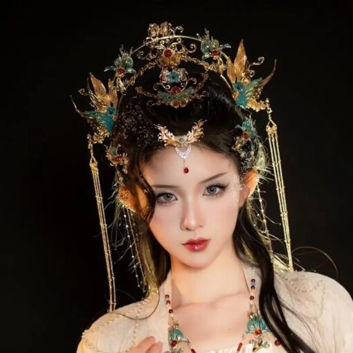 Chinese Hanfu Hair Crown Women Traditional Vintage Alloy Tassel Bride Crown Hanfu Accessories Hairpin Hair Crown Eyebrow Pendant